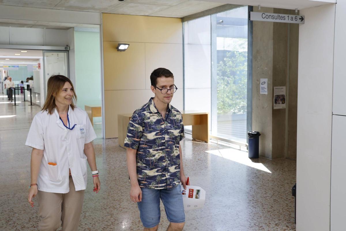 Salt. Hospital Santa Caterina. Presentacio del projecte Facil IAS, un programa pioner a Catalunya en l’accessibilitat de l’atencio sanitaria a les persones amb discapacitat intel·lectual.