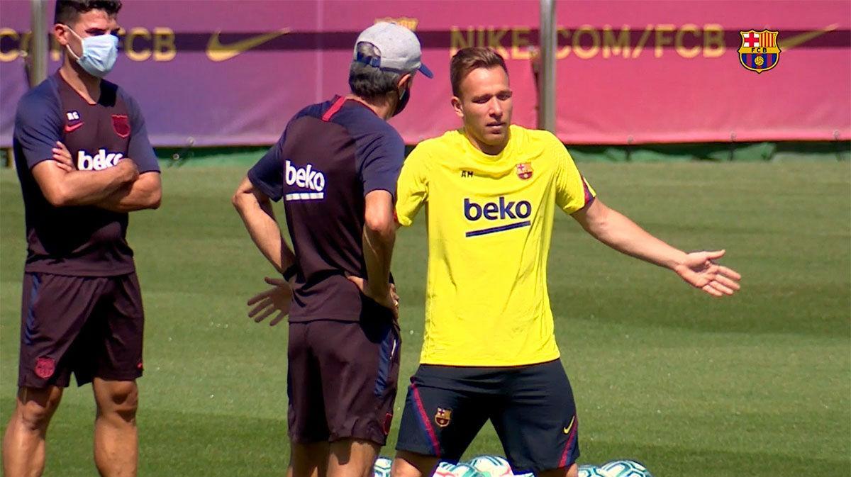 Así ha sido la charla entre Setién y Arthur en el entrenamiento