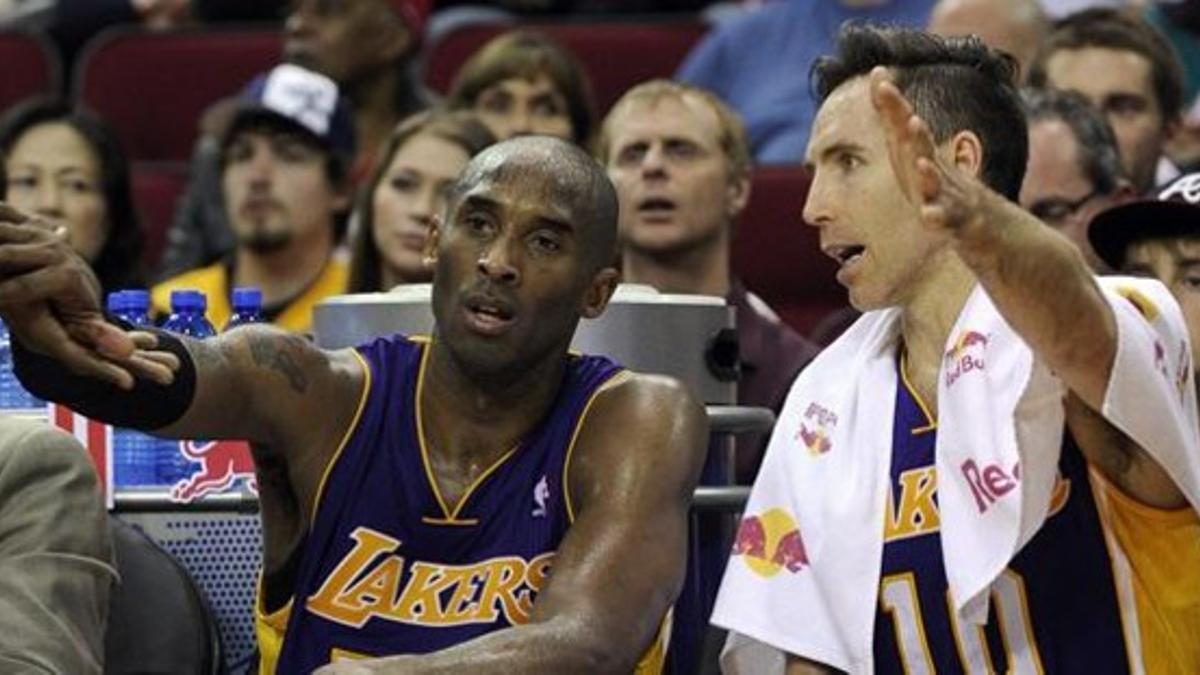 rpaniagualos angeles lakers kobe bryant  left  and steve na130109112750