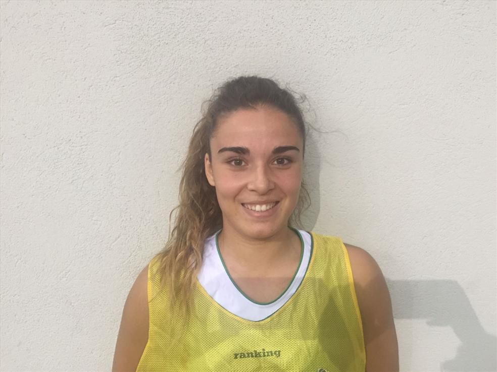 La plantilla del Al-Qazeres de baloncesto femenino