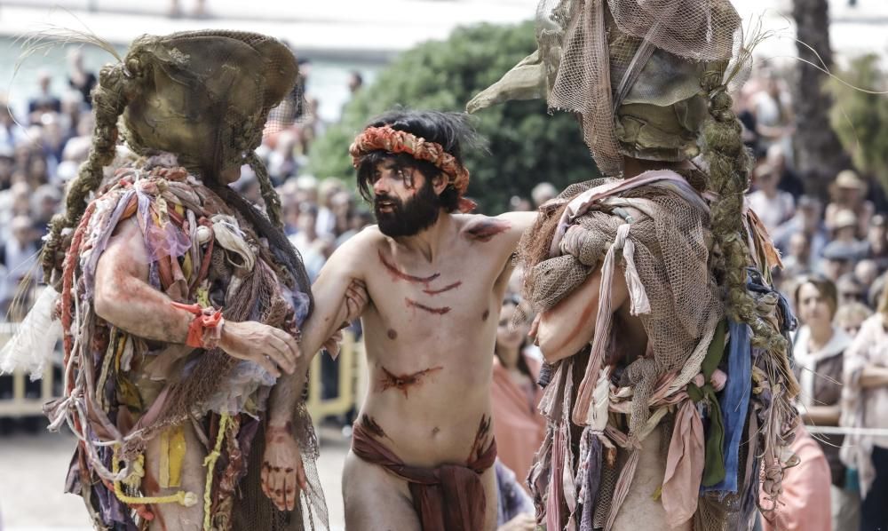 Vía Crucis en la Seu