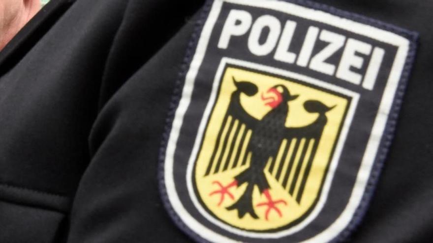 Detenida una mujer alemana por vender a su hijo de 9 años para ser violado