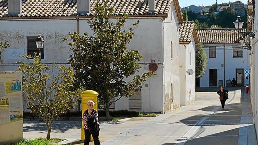 Veïns a l&#039;Ametlla de Merola, una de les colònies més dinàmiques