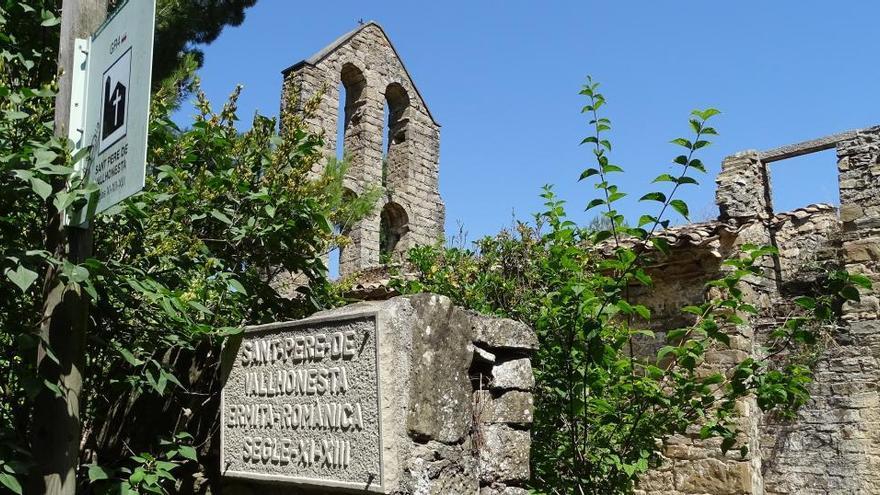 L&#039;ermita de Sant Pere de Vallhonesta és un dels principals elements patrimonials de Sant Vicenç