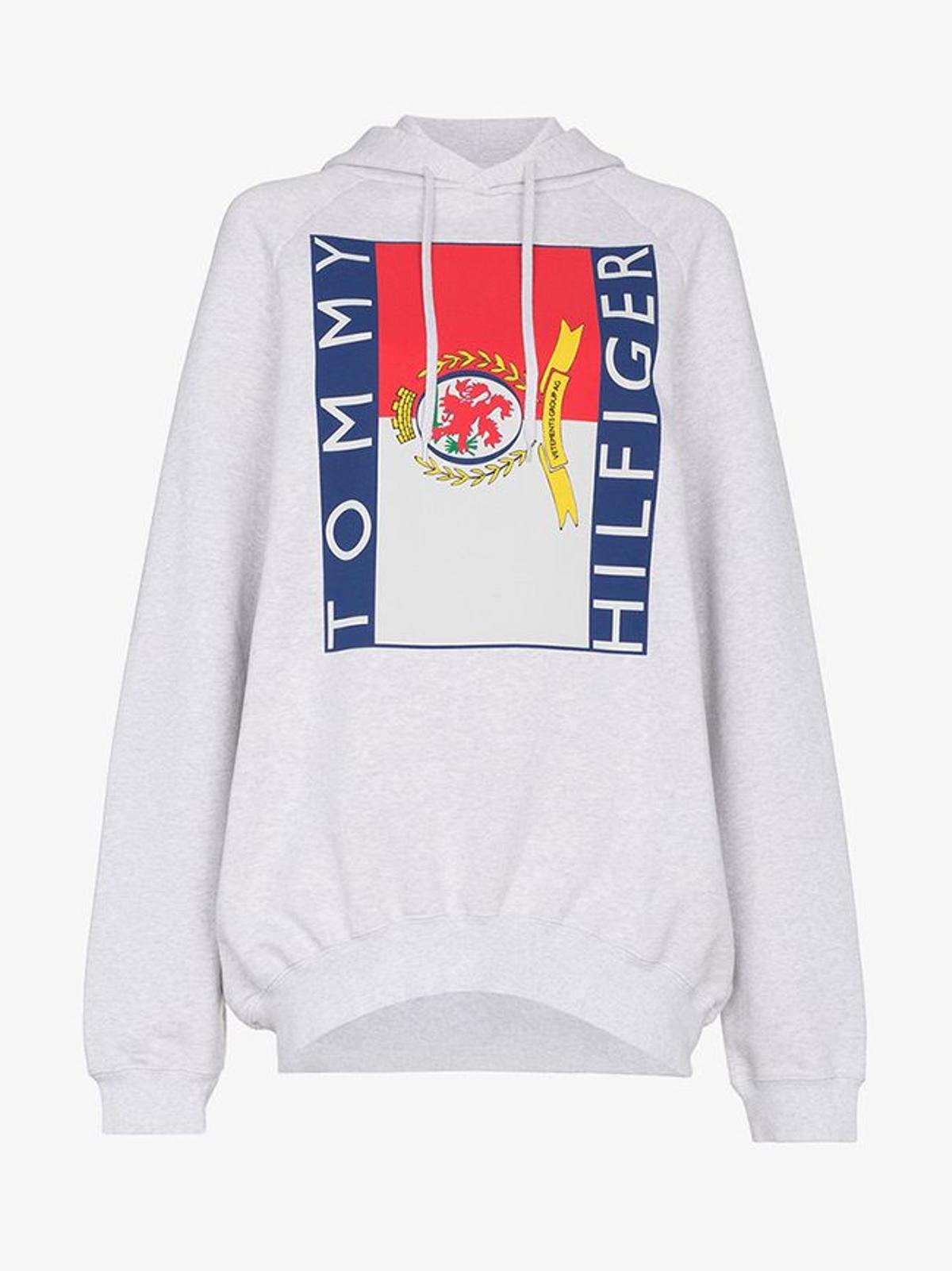 Sudadera de Vetements en colaboración con Tommy Hilfiger