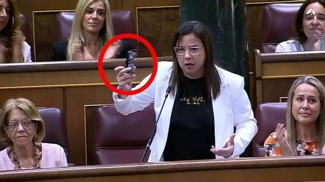 Eklat im spanischen Parlament: Hier wird die Pfefferspray-Politikerin des Saales verwiesen