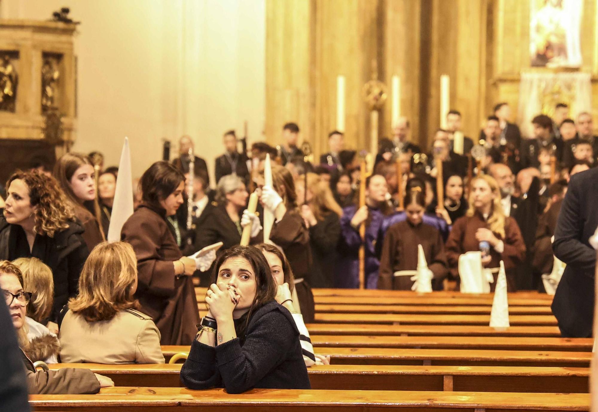 Semana Santa Alicante 2024: lágrimas al cancelarse la procesión de Humildad y Paciencia