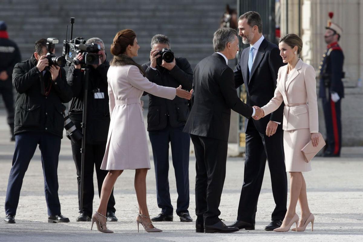 El Presidente de Argentina y Juliana Awada junto a los Reyes de España