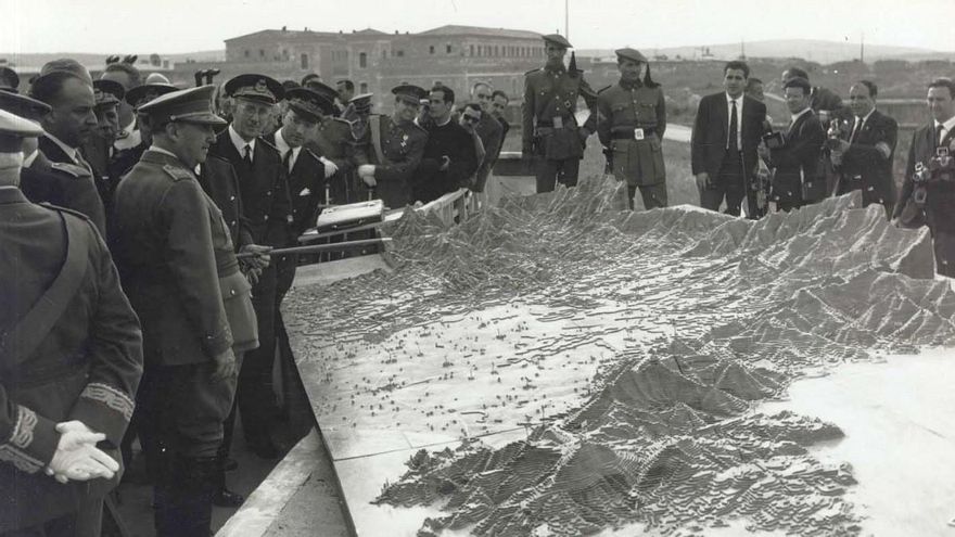 Maragall i Franco a l’Empordà, 65 anys després de la destitució d’un alcalde: queden la placa i el Pantà