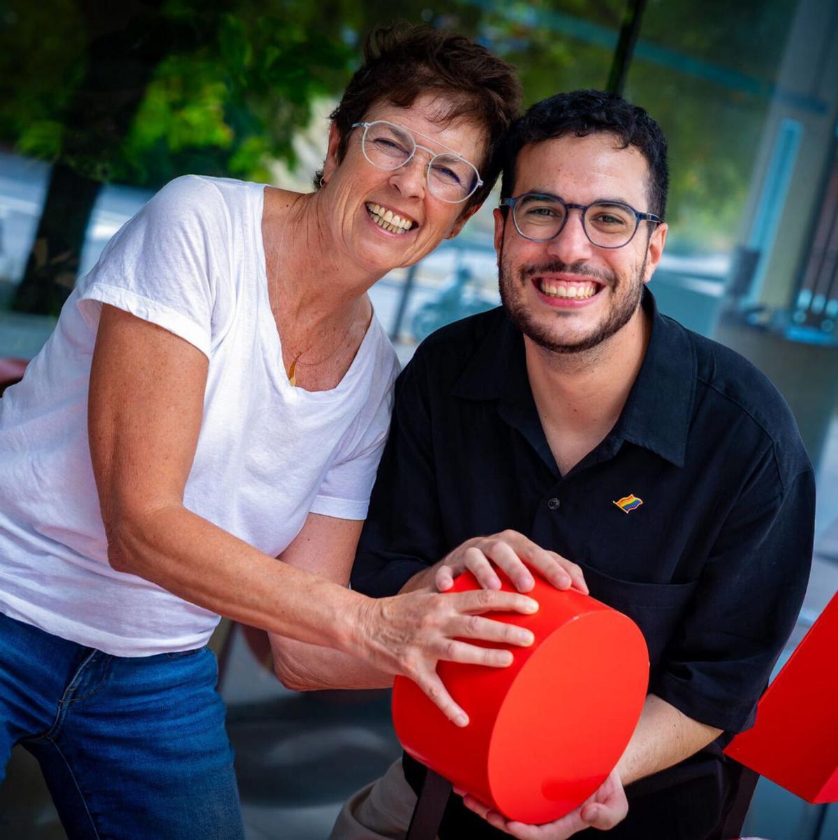 Maria Giralt i Joan Casas Martí: "Hi ha drets que han vingut per quedar-se, i punt" Maria Giralt i Joan Casas Martí: "Hi ha drets que han vingut per quedar-se, i punt"