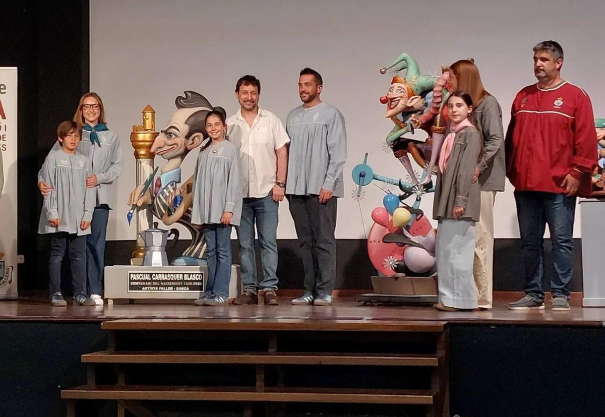 El Casal Multiusos acogió la entrega de los 'ninots indultats' de 2026.