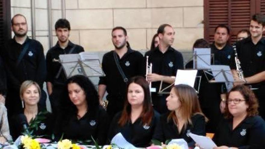 La  Banda de Música pregona las Festes de Sant Joan ensalzando el valor de la cultura