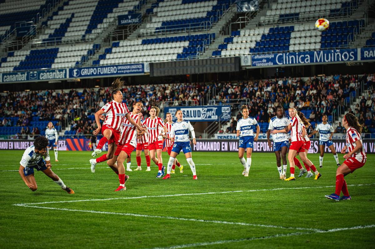 Partido de Copa de la Reina Costa Adeje-Atlético