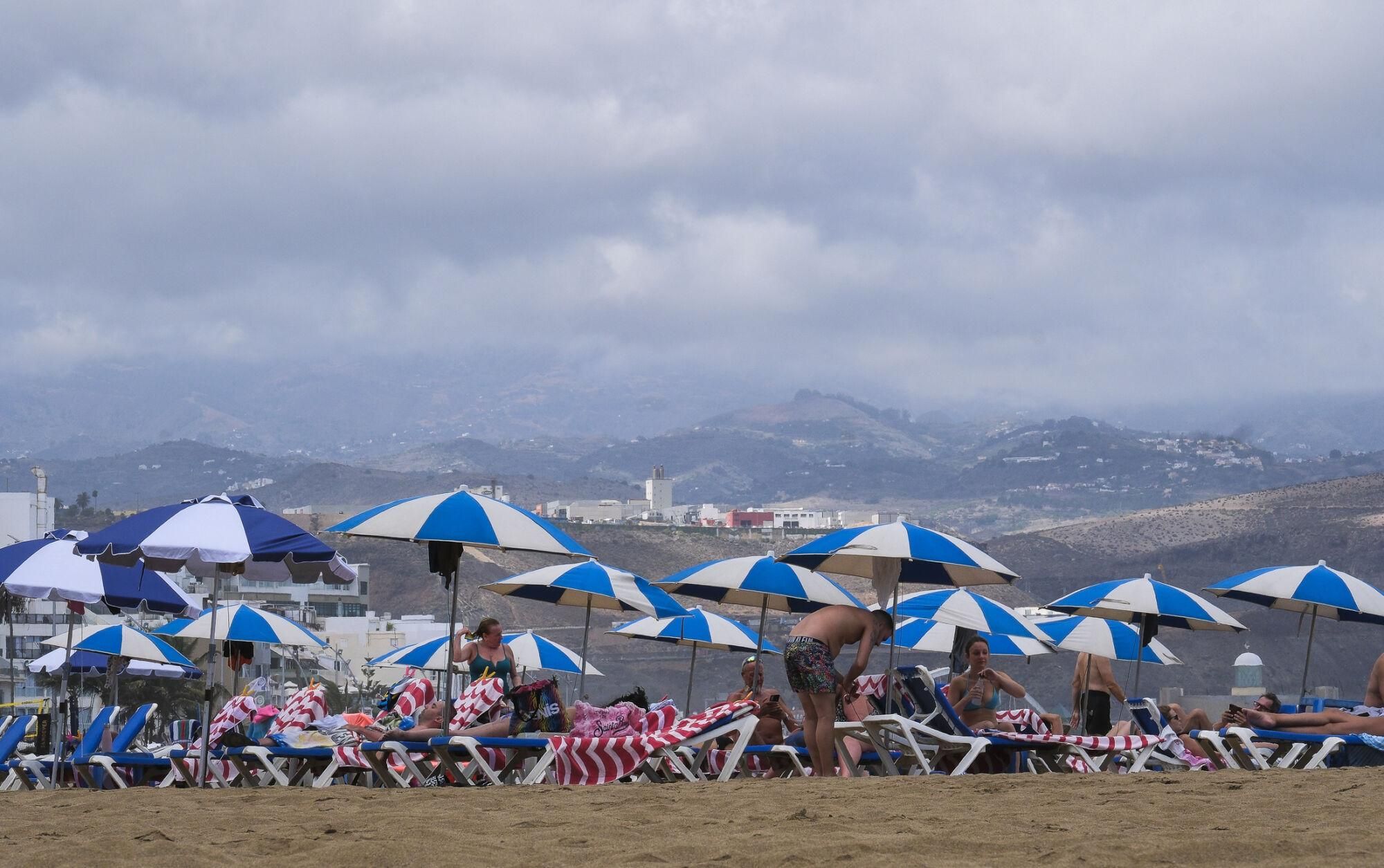 Tiempo con nubes en Las Palmas de Gran Canaria (27/08/25)
