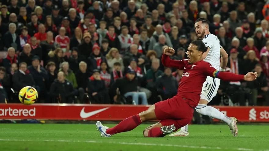 Van Dijk pierde en Anfield casi cinco años después