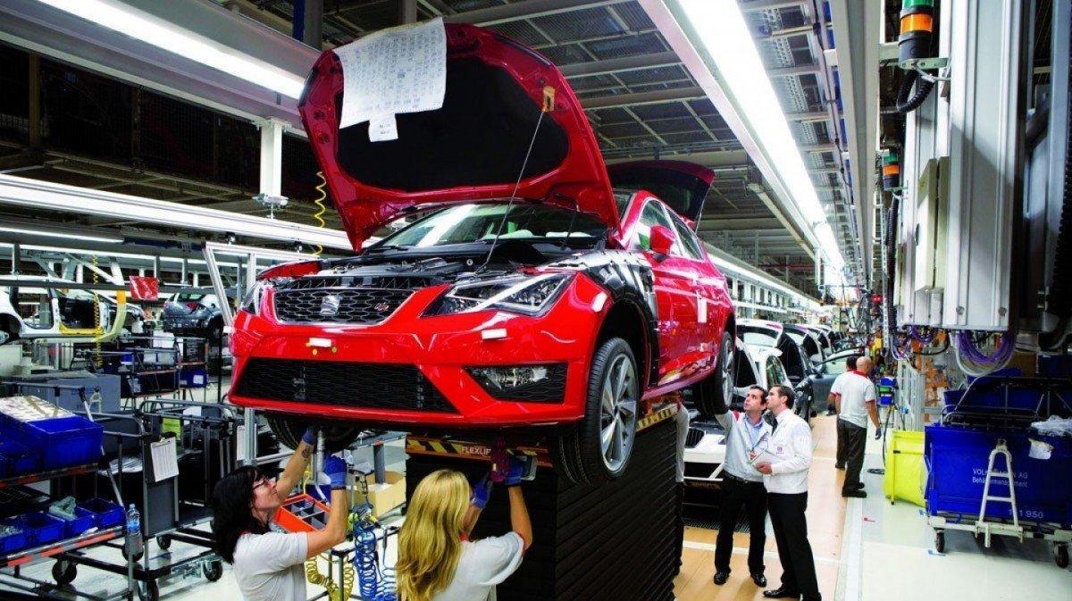 Seat reajustará la producción en su planta de Martorell Seat reajustará la producción en su planta de Martorell