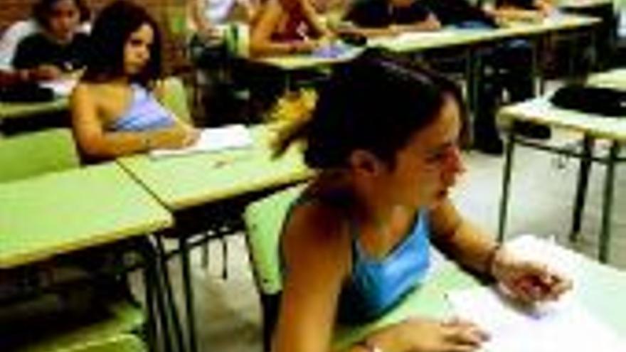 El 60% de los centros de Secundaria acortaron el curso de forma irregular