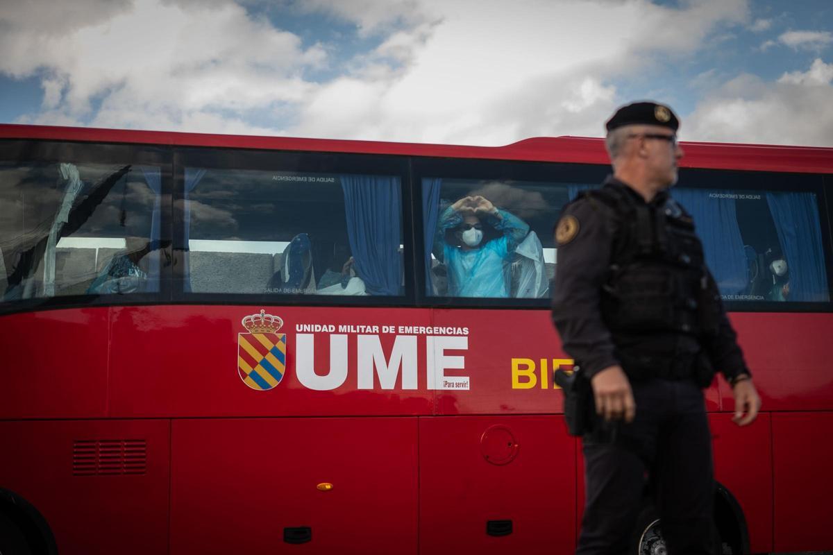 Operativa para desembarcar a los pasajeros del 'Hondius' en Tenerife