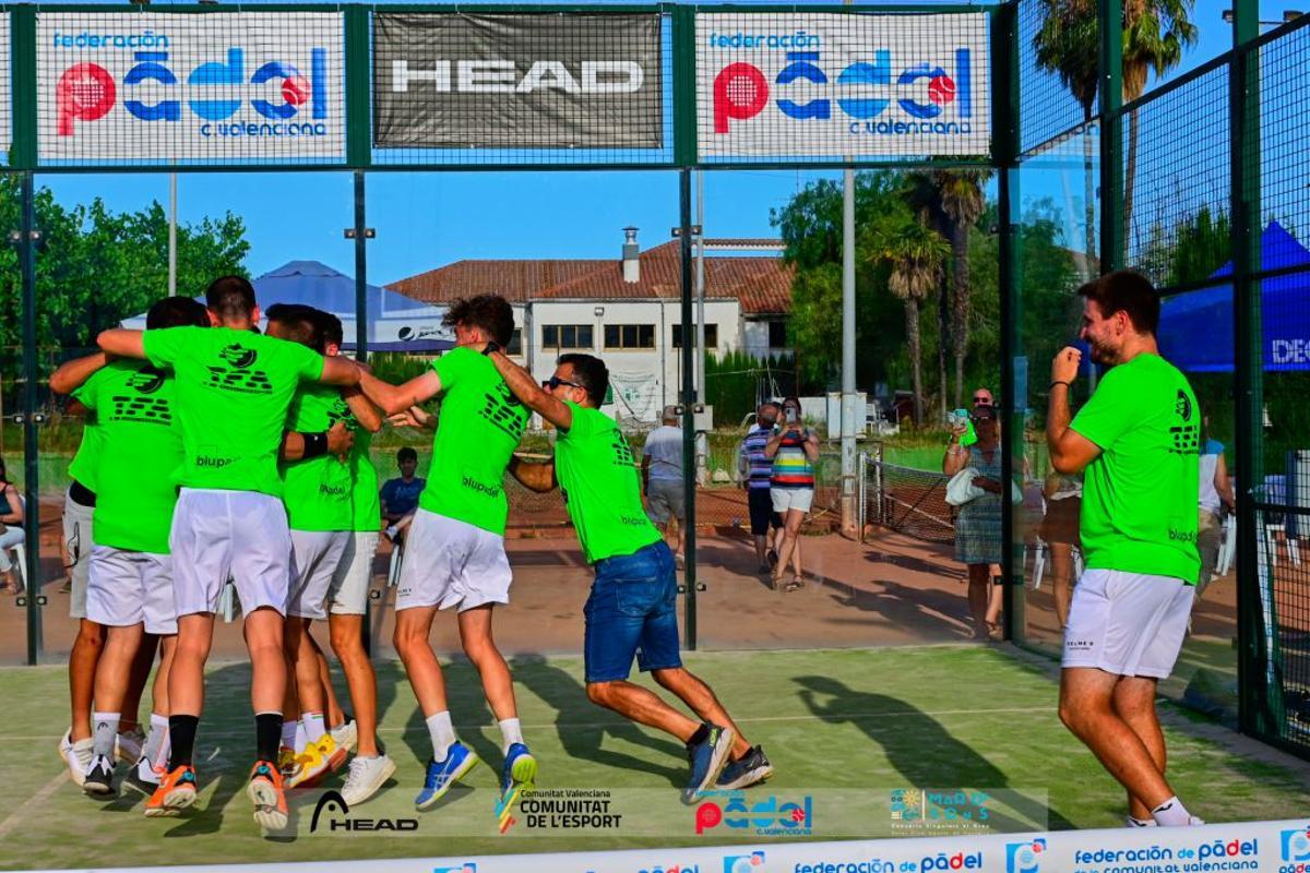 Celebración de los campeones del Campeonato Autonómico de Clubes.