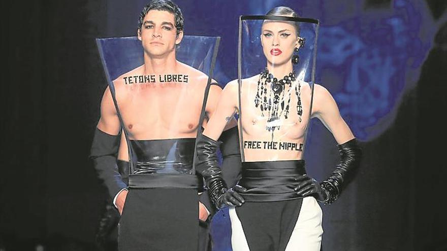 ‘Logos’ en la alta costura de Jean Paul Gaultier