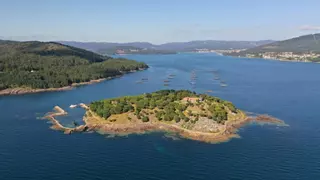 Esta "isla de alto standing" está en la ría de Muros e Noia y se puede alquilar por días e incluso horas