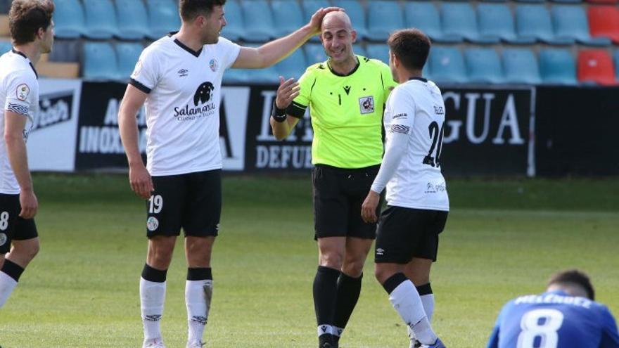 Miguel Bosch Doménech, el colegiado de Benicarló, se retira tras 35 años arbitrando.