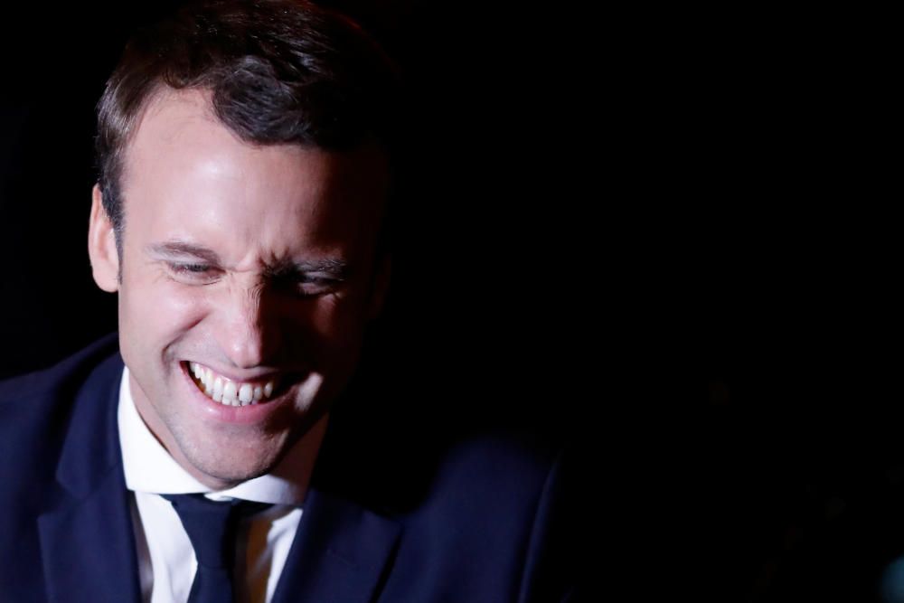 Alegría entre los seguidores de Emmanuel Macron