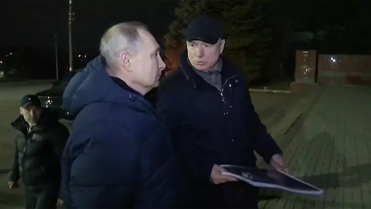 Putin visita por sorpresa la ciudad ocupada de Mariupol