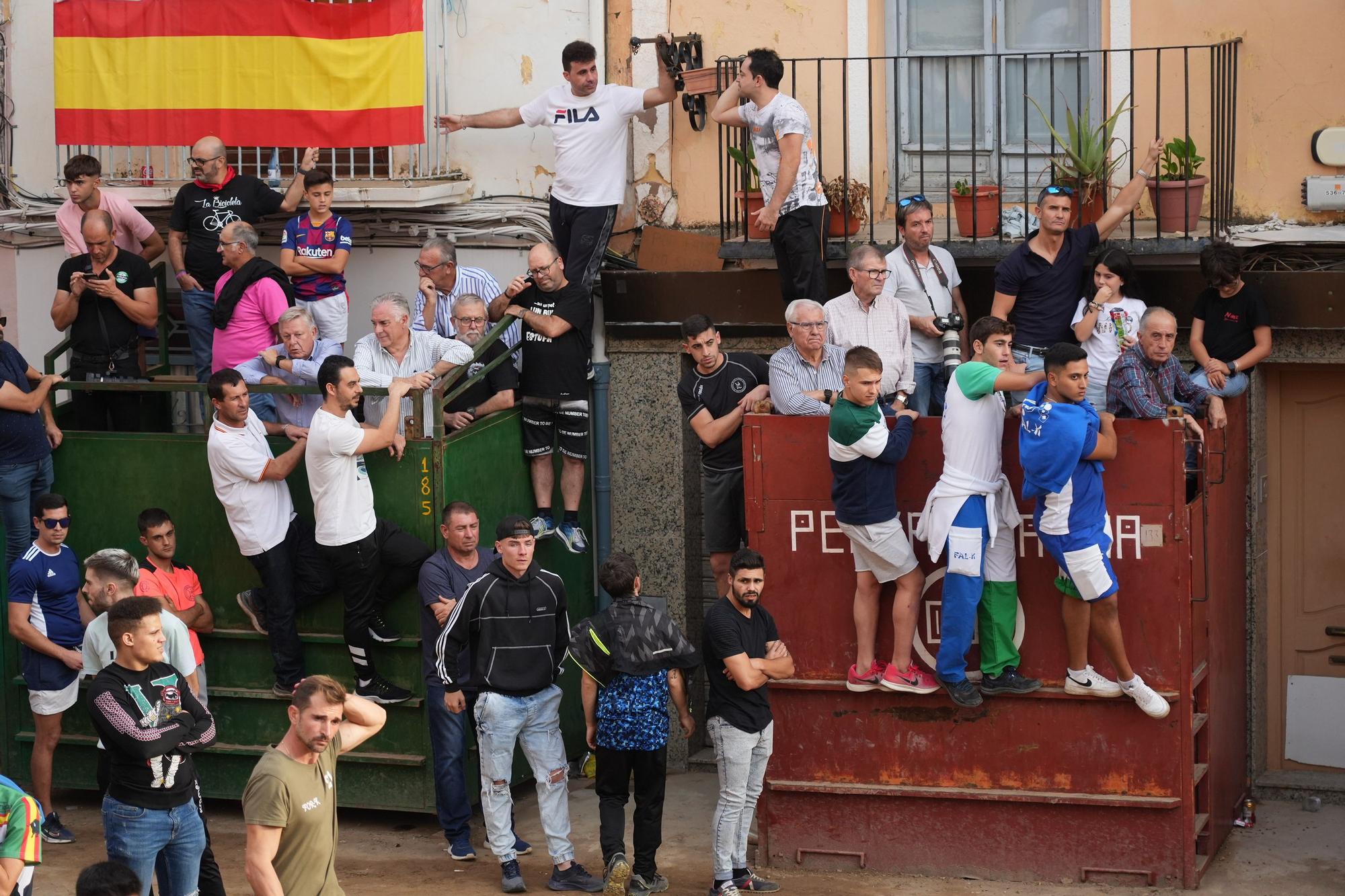 La tarde taurina del viernes de la Fira d'Onda, en imágenes