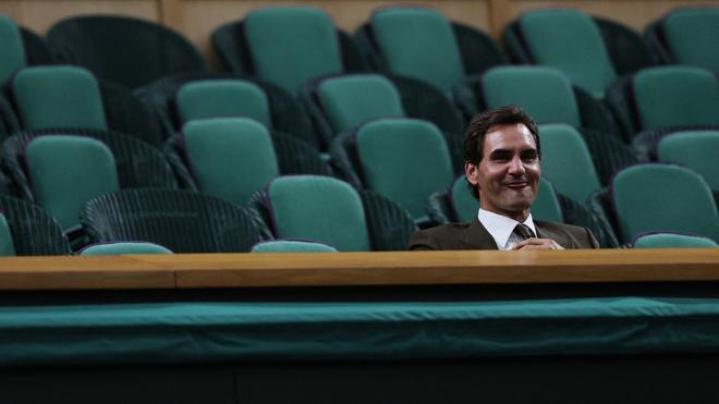 La imagen de esta edición de Wimbledon: ¡Federer se queda solo en el Royal Box!