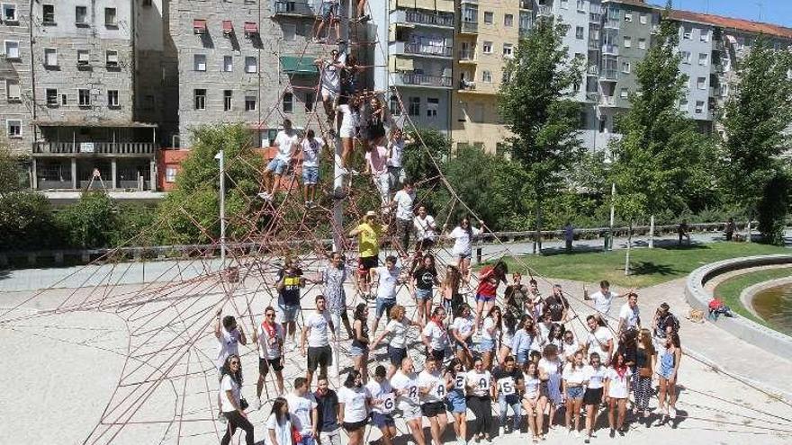 &quot;Árbol del voluntariado&quot;, en el Parque Avilés de Taramancos.// I.O.