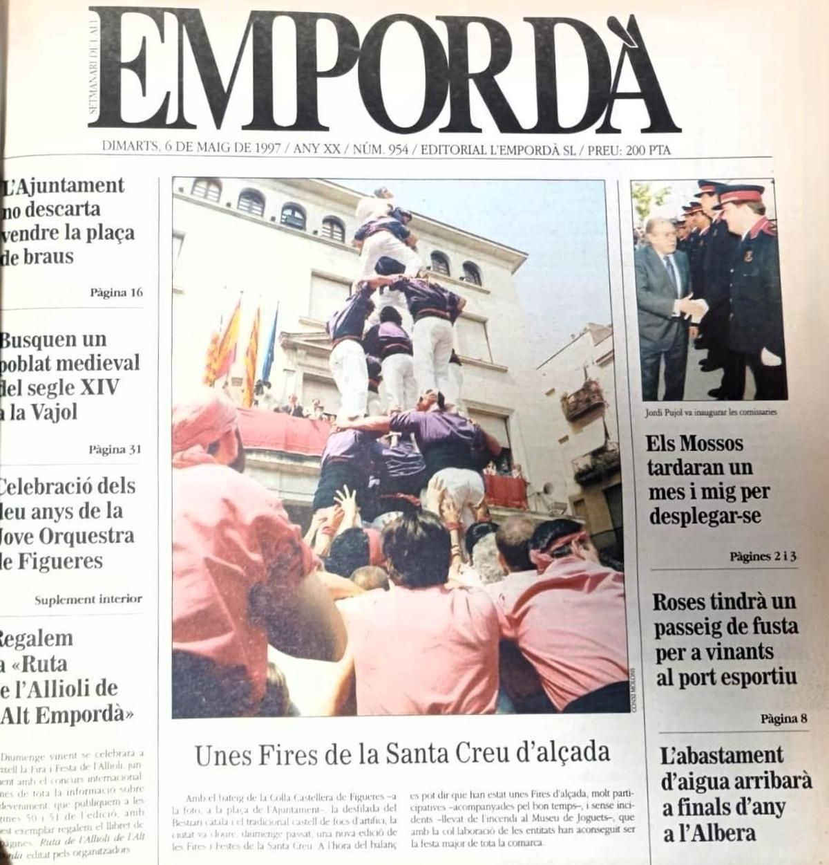 La portada de l'EMPORDÀ amb el bateig de la Colla Castellera.