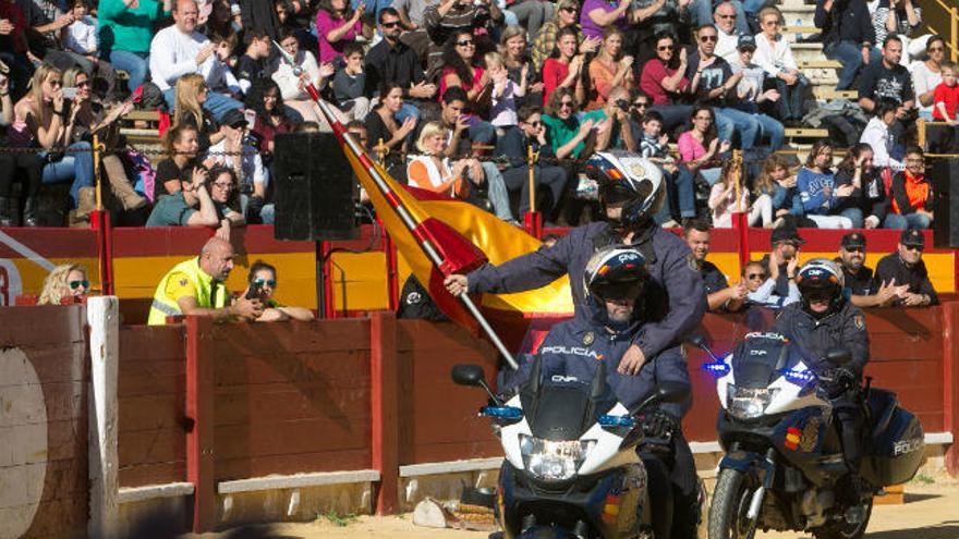 Una imagen de la exhibición de la Policía en la plaza de toros