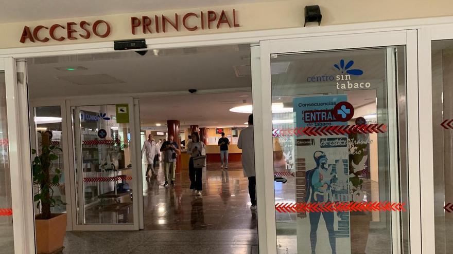 El Hospital Virgen de la Arrixaca minutos después del apagón del lunes.