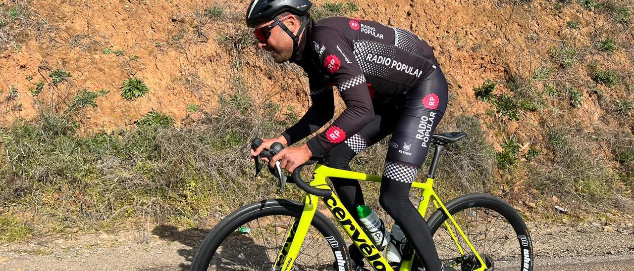 Alberto Gallego, durante una concentración con el Bicicletas Rodríguez.