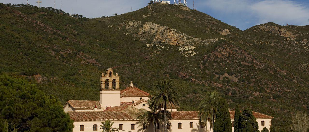 Monasterio de los Carmelitas Descalzos, en el Desert de les Palmes, donde la trama Azud también intentó hacer negocio.