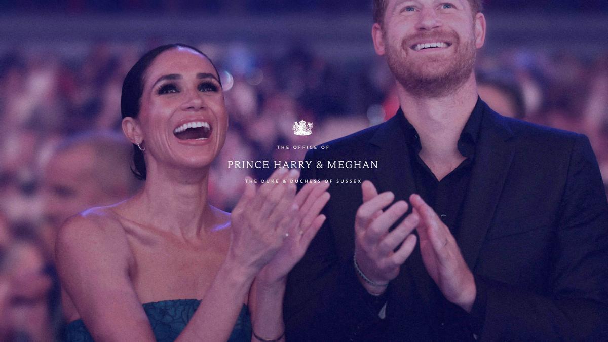 El príncipe Harry y Meghan Markle enfurecen a la Familia Real Británica por este detalle en su nueva web