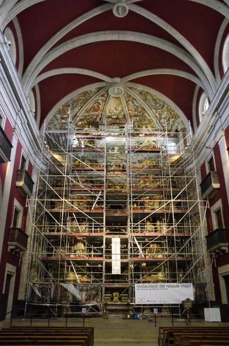La restauració del retaule major del Santuari del Miracle de Riner