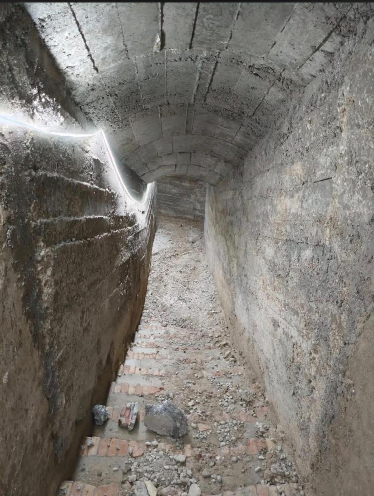 Uno de los túneles bajo el Mercado Central de Elche