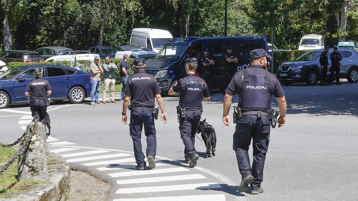 Despliegue de la Policía Nacional en Castrelos, el pasado verano