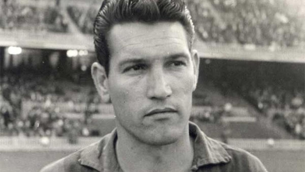 El mítico Juanito Segarra, el Gran Capitán del FC Barcelona. Ganó seis Copas entre 1951 y 1963