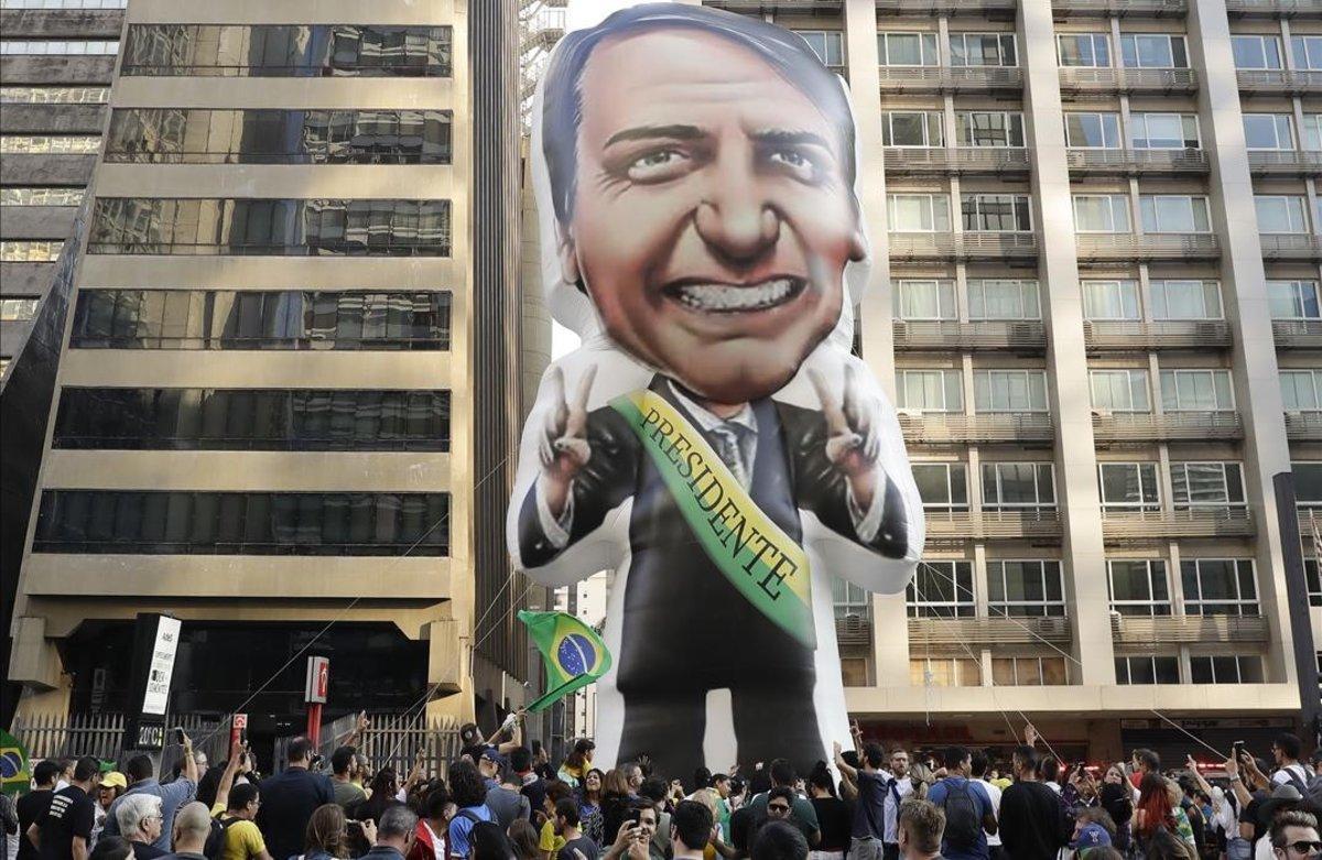 zentauroepp45596589 file in this sept 9 2018 file photo supporters of presi181025122213 zentauroepp45596589 file in this sept 9 2018 file photo supporters of presi181025122213
