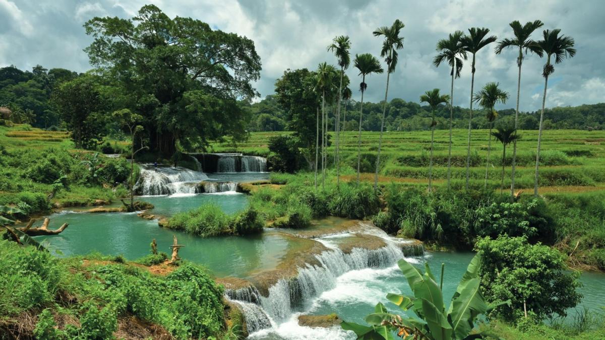 Cascada Waikelo Awah