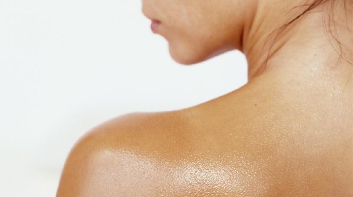 amadridejos16578128 ideas sudor woman s wet back close up 20 24 years 20s adul180316141639 amadridejos16578128 ideas sudor woman s wet back close up 20 24 years 20s adul180316141639