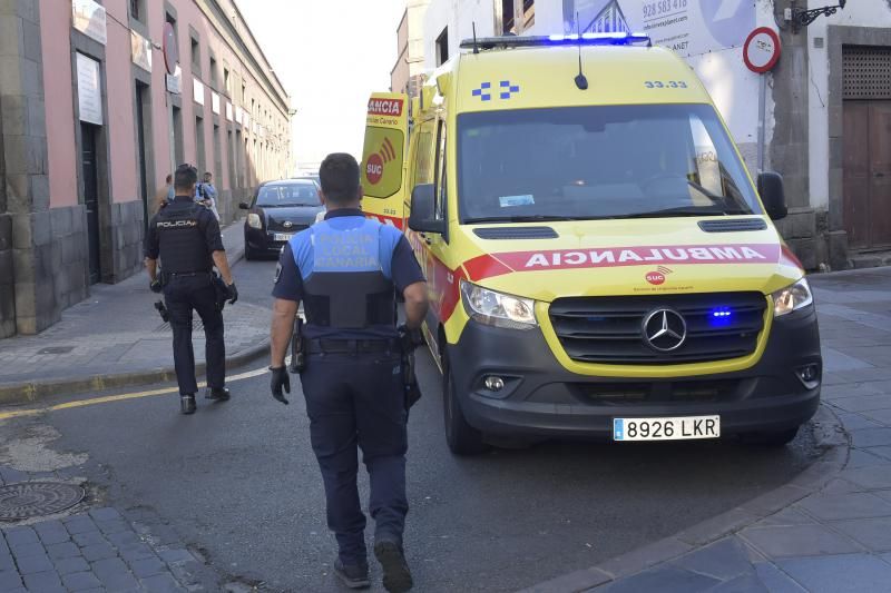 Un herido y un detenido en una agresión con un destornillador en Vegueta