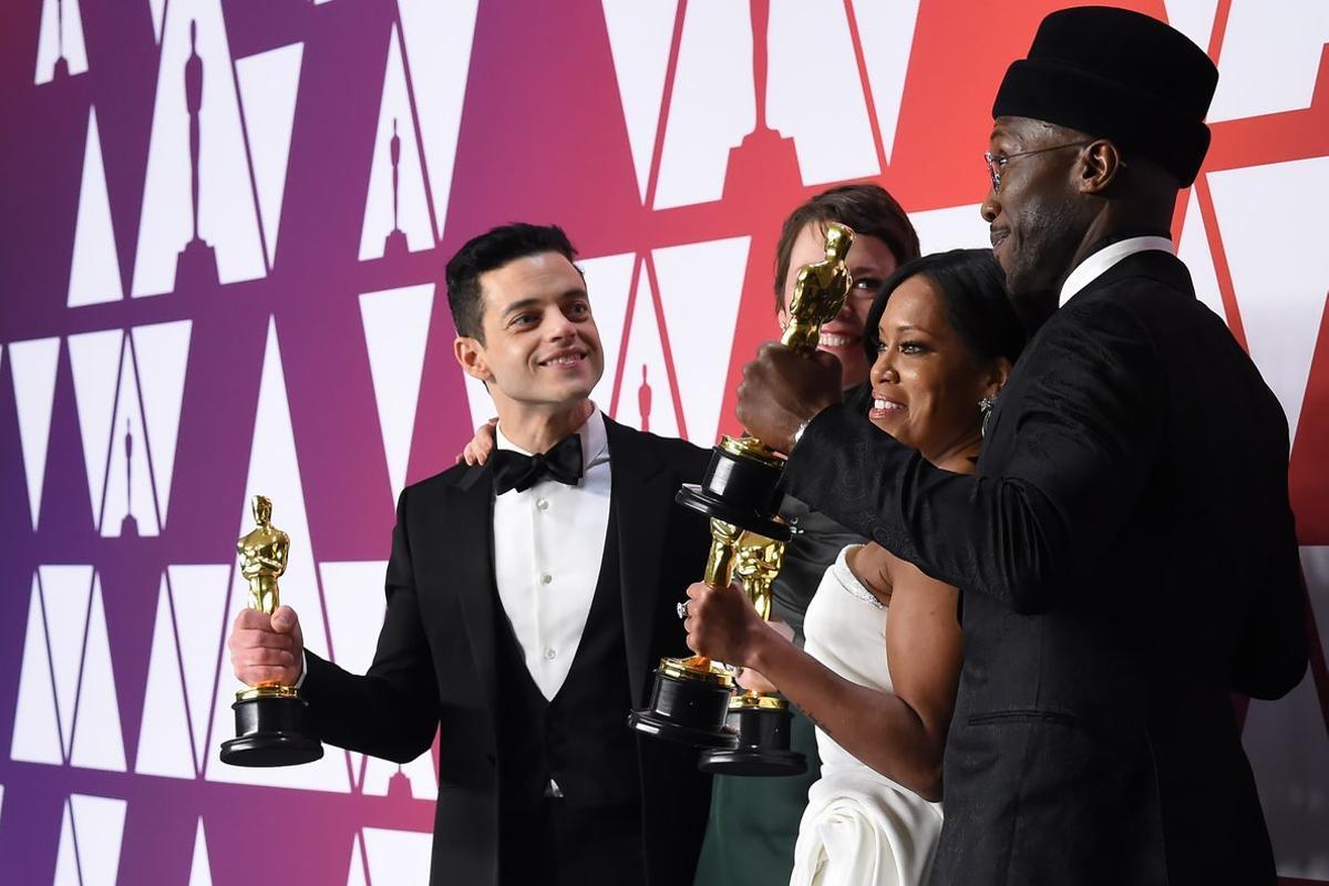 Best Actor Rami Malek  Best Actress Olivia Colman  Best supporting actress Regina King and Best supporting actor Mahershala Ali pose in the press room with their Oscars during the 91st Annual Academy Awards at the Dolby Theater in Hollywood  California on February 24  2019   Photo by Robyn BECK   AFP