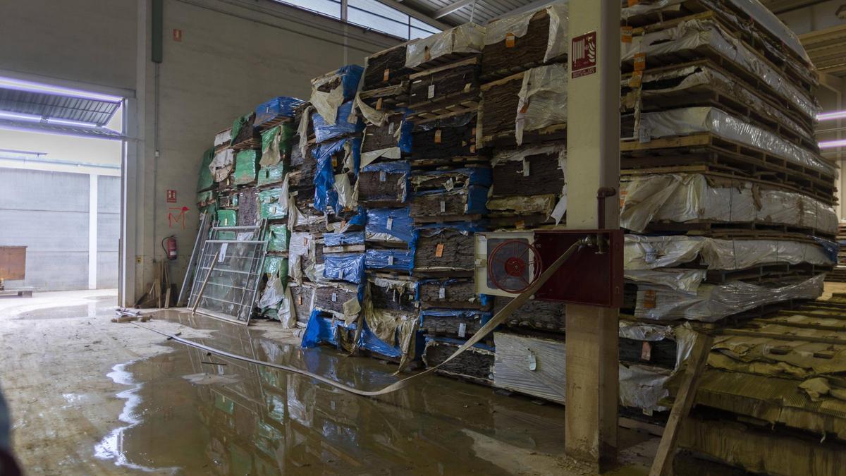 Empresa afectada por la dana en el polígono el Bony de Catarroja.
