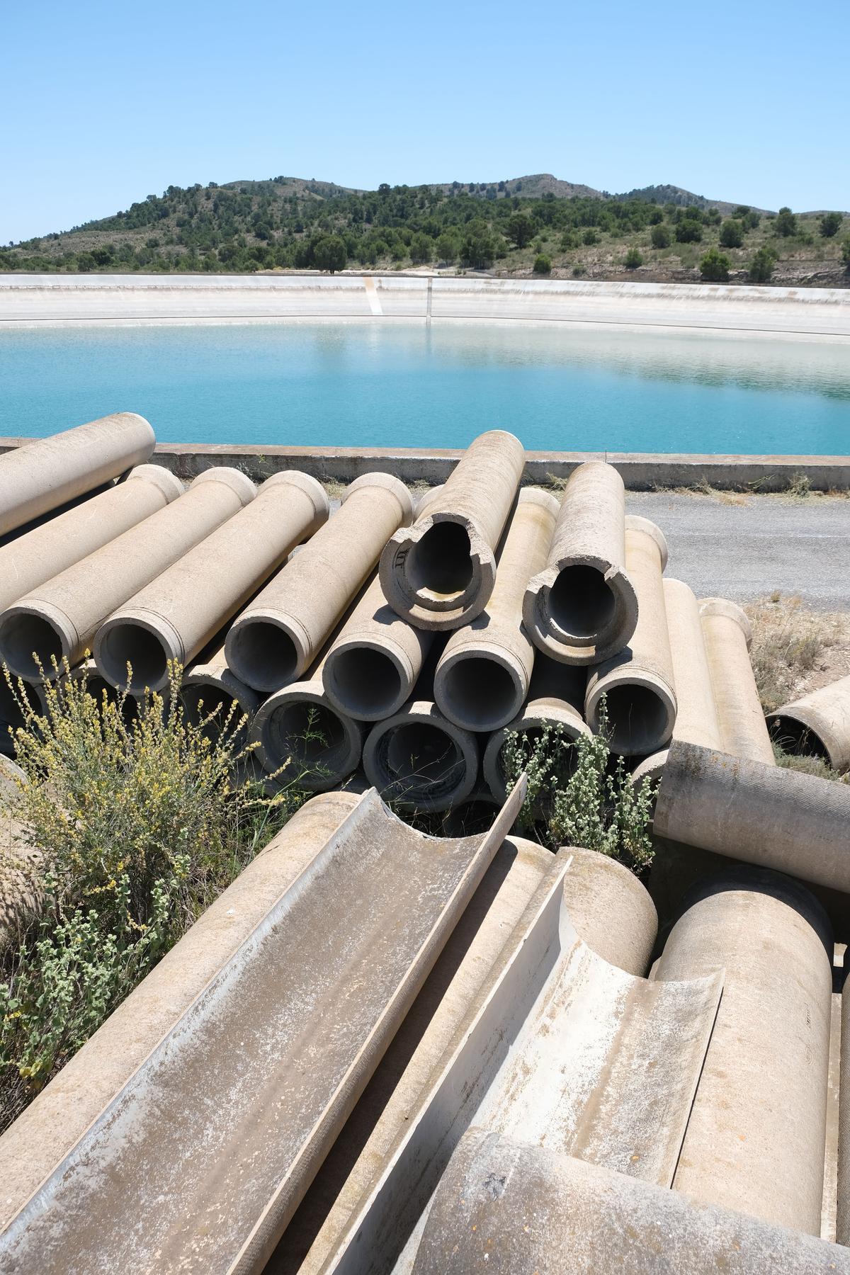 Una sentencia reconoce el derecho de regantes y usuarios del agua del Júcar en Alicante a tener derechos como sus vecinos valencianos