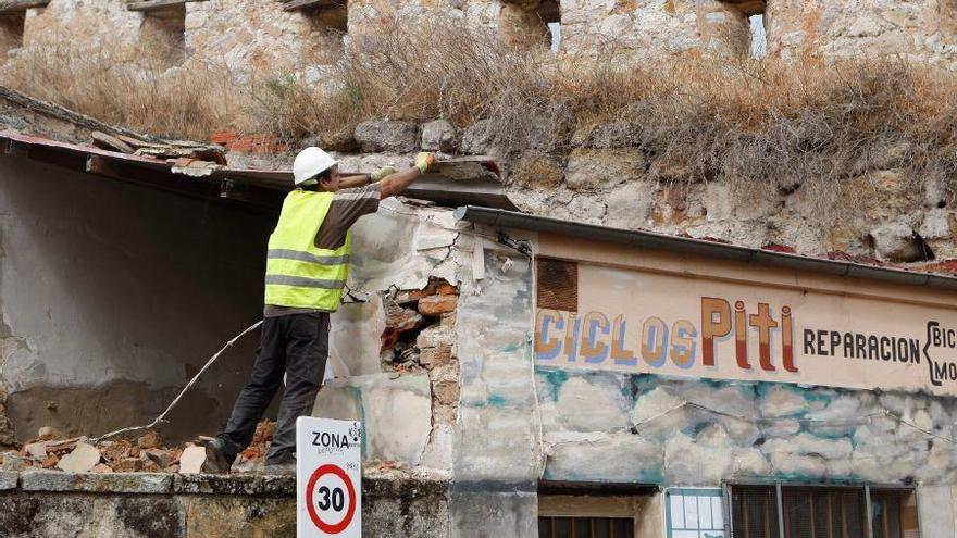 El derribo de Ciclos Piti anticipa la liberación de la muralla