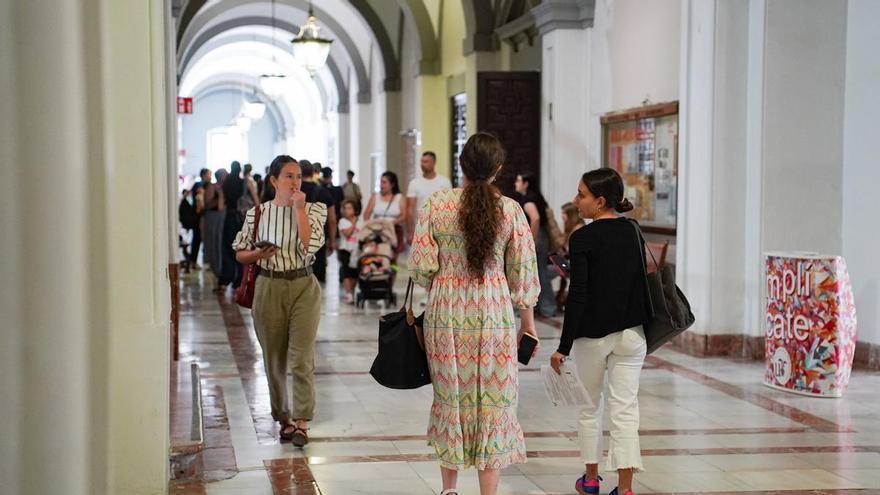 La Universidad de Sevilla esboza su plan de ajuste presupuestario para 2026 con la incertidumbre entre docentes e investigadores: "Es uno de los momentos más críticos"